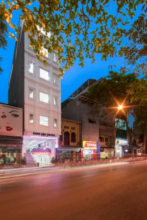 Hanoi Aria Central Hotel & Spa Отели рядом с достопримечательностью «Quan Su Temple»