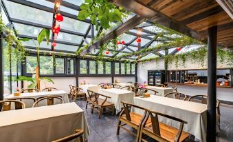 Floral Lux Hotel·Suoxi Shanju Luxury Resort Hotel (Zhangjiajie National Forest Park flagship store)