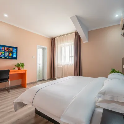Boman Hotel (Jiaozuo Jiefang Middle Road Gymnasium) Hotels near Jiaozuo Sports Center