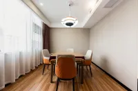 Jichu Hotel (Railway Station Store of Lichuan Passenger Station)