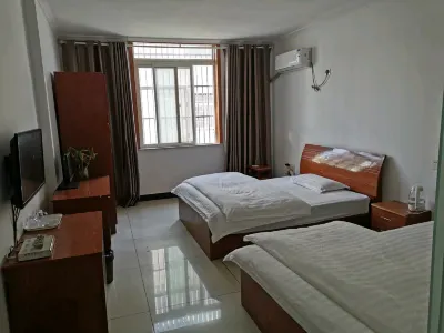 Jinhu Yujin Hotel