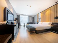 Orange Hotel Select (Hangzhou Jiangnan Avenue Longhu Paradise Walk) Hotels near Binjiang