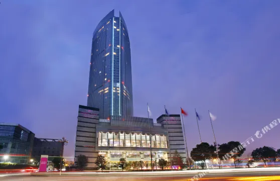 無錫城中皇冠假日酒店