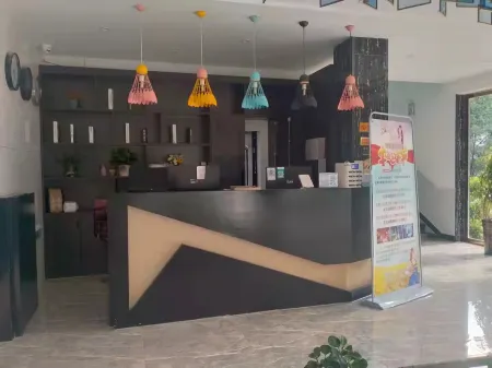 Jianhe Yi'ai Theme Hotel