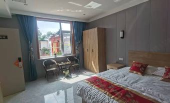 Dongping Lake Yun Homestay