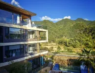 Home stay for artists