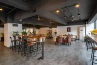 On the road Speed Park Apartment - Apartemen