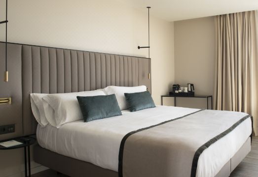 옥시덴탈 바르셀로나 1929의 현대적인 외관