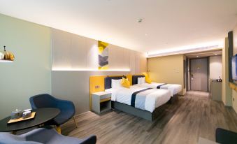 Homeinn Selected hotel (Nantong Golden Eagle Yuanrong Store)