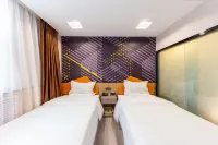 IU Hotel (Lanzhou Xiguan Subway Station Zhongshanqiao Branch) Hotels in Lanzhou