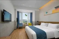 Chaling Mountain Elm Art Hotel Hotels near Xicheng Square