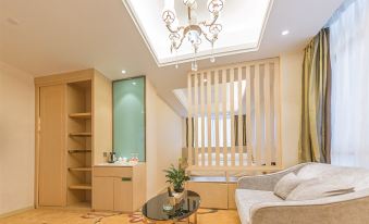 Vienna Hotel (Fuzhou Changle Zhenghe Subway Station)