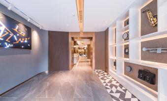 Homeinn Plus hotel  (Guangzhou Tianhe Sports Center Zheng Jia CENTRAL)