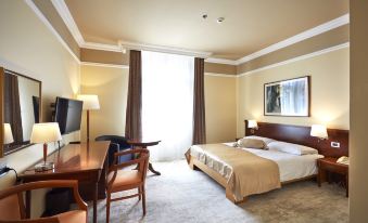BRISTOL Hotel Opatija - Housity