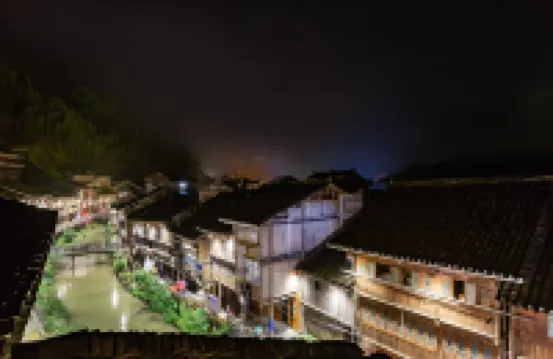 蘭草昕・手作藝術・觀景美宿（肇興侗寨信團鼓樓店）