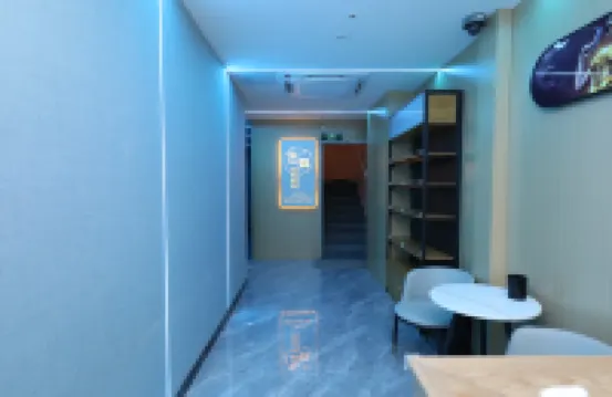 東森電競酒店（南京南站雙龍大道地鐵站店）