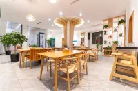 Chongdugou Shiye Yuanshe Homestay Hotel di Luanchuan