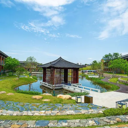 April Resort
