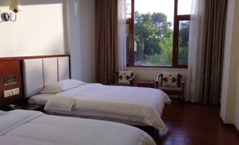 Dongli Chinese Inn (Changde Taohuayuan Scenic Area)