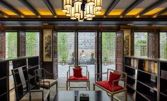 Changde Hejie Yiju Life Hotel