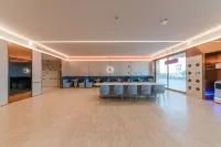 HanTing Hotel (Alxa Left Banner Helan Road) - Park Yeri