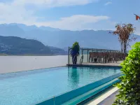 Baimei Hotel Fengjie Yimen Impression Store