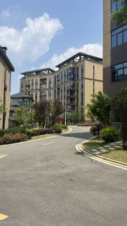 Dafang Huafu Luxury Homestay