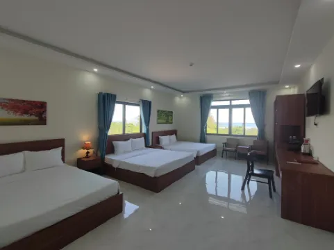 HOANG ANH CON DAO HOTEL Отели рядом с достопримечательностью «Пуло-Кондор»