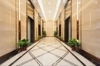 Yuelai Light Luxury Hotel Apartment (Wuhan Lijiaohu Subway Station)