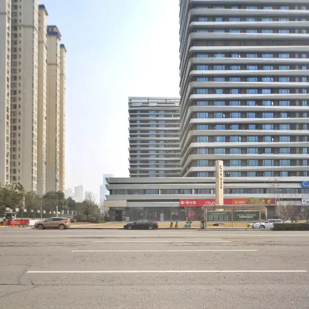 Xiaozhu Apartment ( Xiangyang New No.5 Middle School Zhuangyuan Mansion Branch)