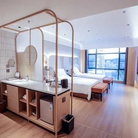 Manju Hotel (People's Square Fuquan )