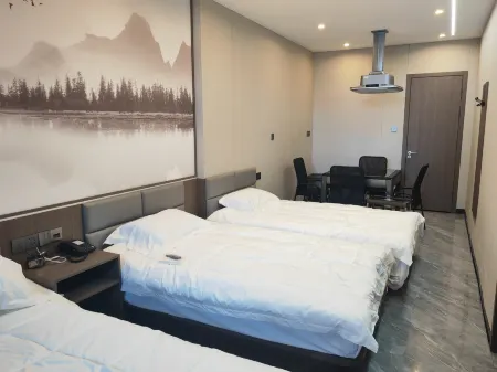 Fengya Hotel Отели в г. Хайлунь