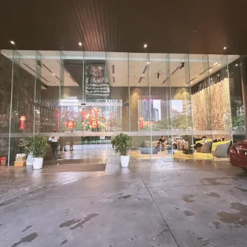 Tropicana The Residence by KLCC Отели рядом с достопримечательностью «Торговый центр Suria KLCC»
