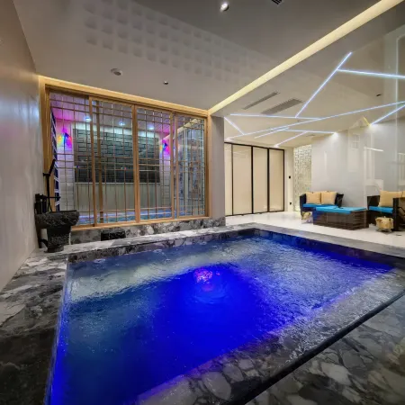 Silent Stay Villa Hotel