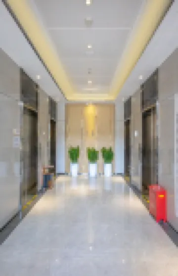 恭喜裏·設計師美宿（萬達廣場店）