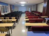 Wanda Business Hotel Hotels in Tuquan