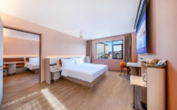 漢庭酒店（西雙版納景洪曼聽御花園店） 鄰近曼聽御花園的酒店