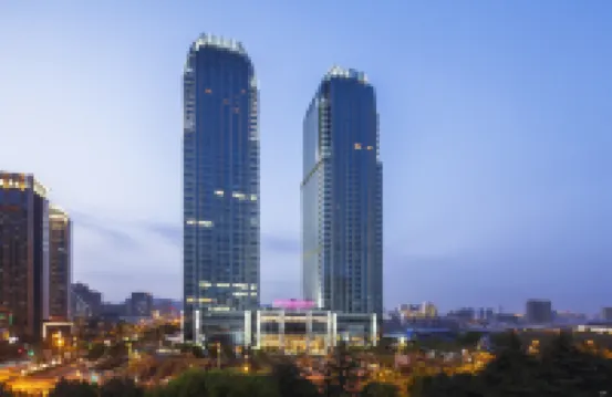 Crowne Plaza WUXI TAIHU by IHG Hotels near Tai Hu Yuantouzhu Scenic Spot