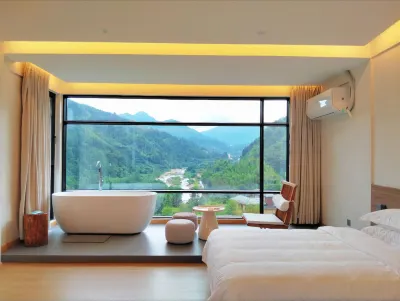 Qingxi Mountain Wilderness Homestay Hotels in Yizhang
