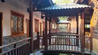 Xuancheng Lucunxiang Zhulin Yaju Farm Stay