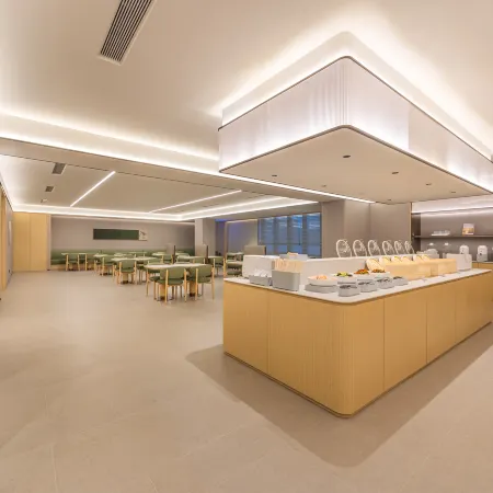 All Seasons Hotel (Karamay Taifu Plaza No.1 Well Store)