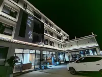 Jiangpan Courtyard Homestay (Menglie Lake Wetland Park)