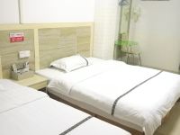 金鑫公寓(广州香雪地铁站店) - 标准双床房