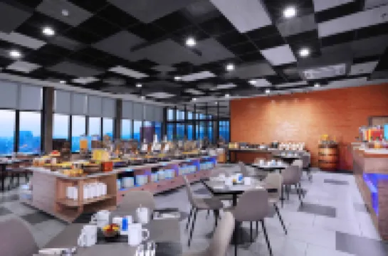 アストン イン パンダナラン スマラン