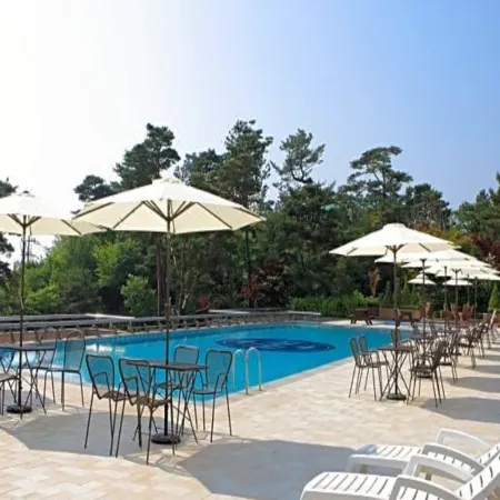 Hotel Maremons