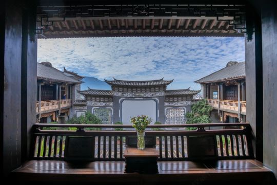 鹤庆寸氏庄园酒店