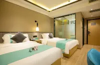 Xana Lite Hotel (Zhengzhou Longhai East Road Zhongyuan International Expo Center) Hotels in Weilai Road Area