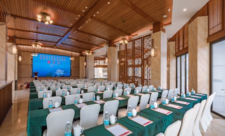 Ramada by Wyndham Chenzhou Dongjiang Lake - Housity