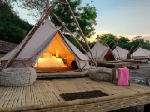 ブルーウォーター サミロン アイランド リゾート オスロブのホテル