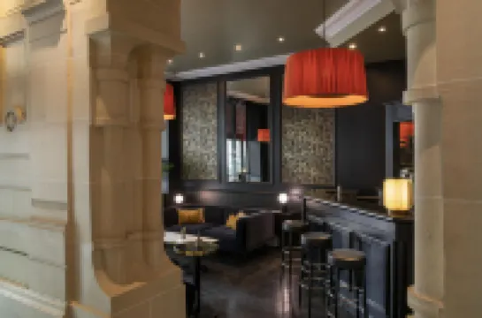 โรงแรมเอลีเซ่ เรเกนเซีย